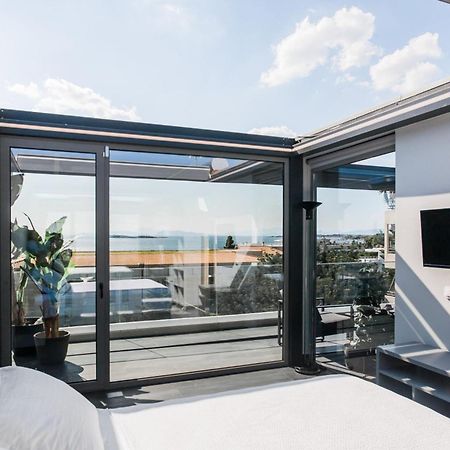 Riviera Luxury Penthouse By The Beach Афины Экстерьер фото