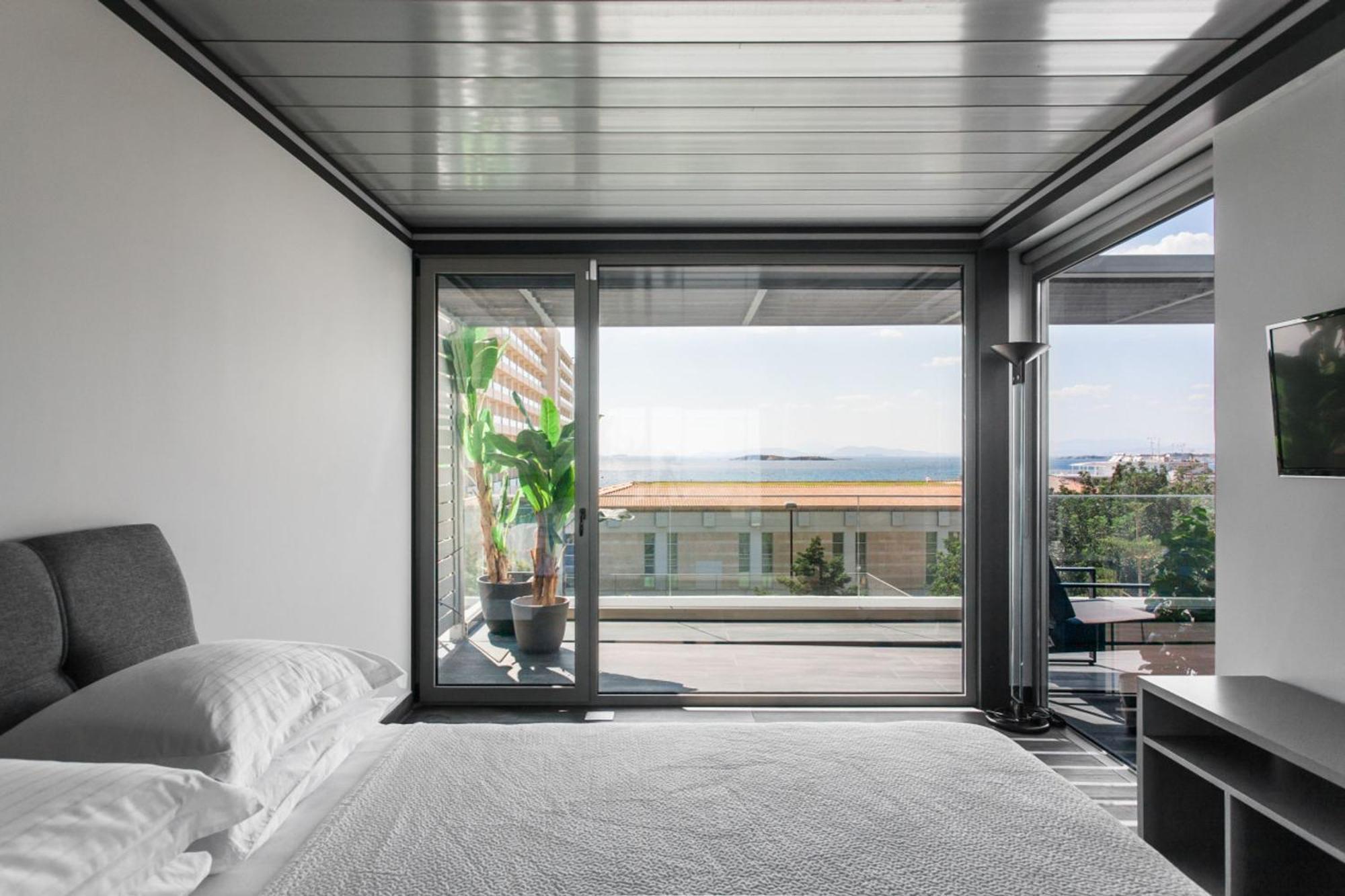 Riviera Luxury Penthouse By The Beach Афины Экстерьер фото